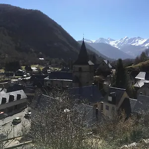 Dans Ancienne Maison Pyrénéenne. Cadéac